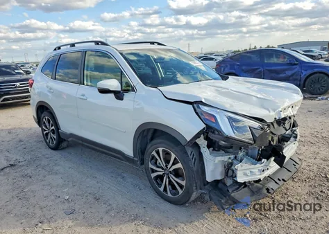 2023 Subaru Forester Limited из США, поврежденный, VIN JF2SKAPC5PH411657